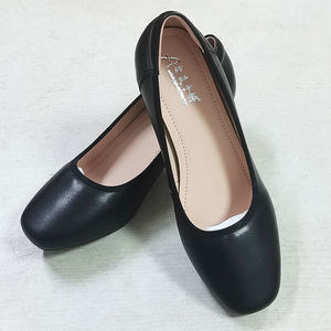 أحذية عمل فاخرة من الجلد الأسود للنساء، تصميم رسمي مناسب لموظفات الفنادق ومضيفات الطيران، بنعل ناعم وسميك، طراز صيفي - Product Image 3