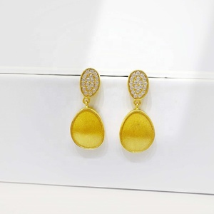 Boucles d'oreilles pendantes en laiton plaqué or, ovales, délicates, uniques, pour fêtes, avec zircon cubique, géométriques, pour mariée, vente en gros - Product Image 1