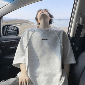 T-shirt da uomo nuova estiva con rivetti plissettati 3D, vestibilità ampia, casual, di alta qualità, alla moda, a maniche corte, per tutti i giorni, per giovani. - Product Image 4