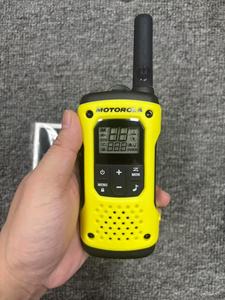 Cho Motorola T92 H2O UHF tlkr Twin gói giá bán buôn xách tay công cộng hai chiều cho đài phát thanh dễ dàng giấy phép miễn phí Walkie Talkie - Product Image 6