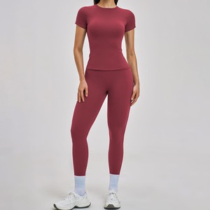 YIYI Conjunto Deportivo de 2 Piezas con Cuello Redondo para Mujer, Cintura Alta, Levanta Glúteos, Conjunto de Yoga para Mujer, Conjunto de Entrenamiento con Costuras 3D Estructuradas - Product Image 3