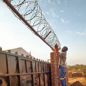 Cheap High Quality Stainless Steel Wire Anti Climb Razor Blade Security Barbed Wire Fence 100m - Product Image 3