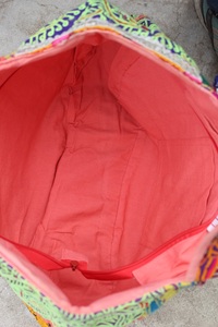 Sac léger Jaipuri Banjara, sac ethnique indien brodé à la main avec des fleurs, sac à bandoulière en coton pour femme - Product Image 6