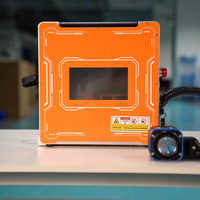 Machine de nettoyage au laser pulsé pour surfaces en marbre, granit et brique avec ablation douce pour éliminer les graffitis Ce Laser Cleaning