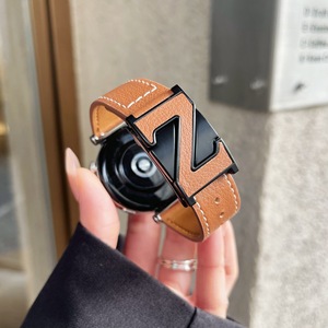 Correa de Reloj de Cuero de Lujo con Hebilla en Z, Correa Magnética Compatible con Relojes Inteligentes Serie 10 9 8 <span class=keywords><strong>SE</strong></span>, Elegante Correa de Muñeca Texturizada - Product Image 4