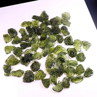 Vente en gros de pierre brute moldavite verte Artisanat en cristal Verre météorite Pierres en vrac Moldavite