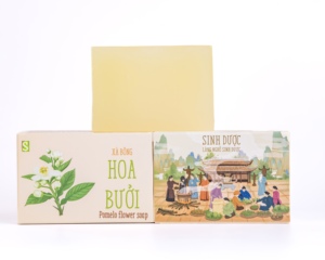 Barre de savon solide hydratante aux fleurs de pomelo bio traitée à froid de qualité supérieure soins de la peau naturels aux herbes - Product Image 1