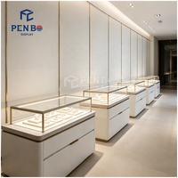 Présentoir à bijoux en bois et en verre de luxe personnalisé, conception de vitrine, aménagement de magasin de bijoux en or, comptoir de meubles de bijouterie