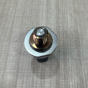 Sensor de Presión del Riel Común del Motor de Excavadora C13 C15 C18 344-7391 3447391 7PP4-3 - Product Image 2