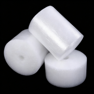 Emballage en bulles d'air transparentes en matériau PE personnalisé, protection en mousse à bulles, rouleaux de plastique à bulles pour emballage - Product Image 1