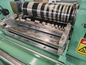 صناعة قطع غيار السيارات والأجهزة الطبية لماكينة قطع النحاس/الألومنيوم/الفولاذ/المعادن غير المتبلورة - Product Image 4