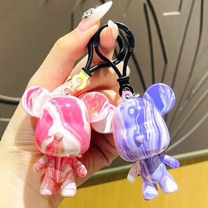 Porte-clés imprimés à motifs personnalisés Matériau de conception unique Porte-clés en <span class=keywords><strong>acrylique</strong></span> ours de bricolage Jouets - Product Image 4