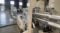 Machine de production de serviettes plates 140*135mm, 8 sorties, pliage multiple, vitesse de 230m/min, best-seller au Pérou