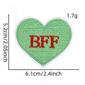 Patchs brodés à repasser en gros, patchs brodés pour la Saint-Valentin, patchs brodés mignons, accessoire de vêtement en forme de cœur brodé - Product Image 3