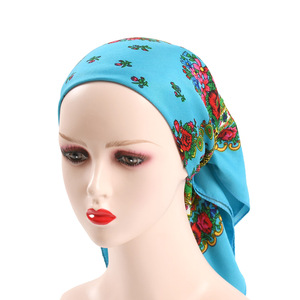 Bufanda floral rusa Flor de lujo Pañuelo pequeño Chal étnico Mujeres Hijab Bufanda acrílica Impreso 70CM Diadema Bufanda Bandana - Product Image 6