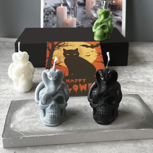 Fabrication de bougies parfumées en forme de crâne de serpent 3D pour la décoration de fête d'Halloween - Product Image 4