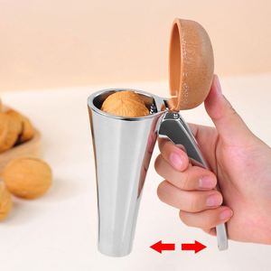 Nuevo Abrecáscar Multifuncional de Nogal con Tapa Antisalpicaduras, Abrecáscar de Castañas, Pinza de Aleación de Zinc, Clip para Cocina del Hogar - Product Image 2