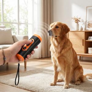 Nuevo Dispositivo Antiladridos Ultrasónico Recargable 3 en 1, Dispositivo Portátil de Mano para Entrenamiento de Perros con Linterna - Product Image 1