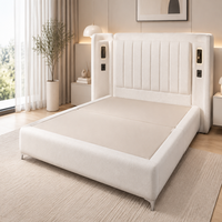 Lit rembourré en tissu doux avec tête de lit à volants pour chambre à coucher