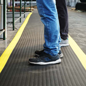 <span class=keywords><strong>Tapis</strong></span> d'échelle <span class=keywords><strong>de</strong></span> <span class=keywords><strong>piscine</strong></span> en PVC antidérapant résistant au frottement élevé <span class=keywords><strong>Tapis</strong></span> <span class=keywords><strong>de</strong></span> <span class=keywords><strong>sol</strong></span> pour atelier, garage et entrepôt - Product Image 3