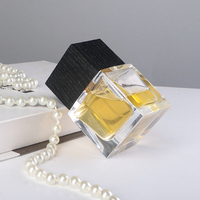 Flacon de parfum 50 ml en verre carré avec col serti, atomiseur de parfum