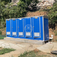 Panneau sandwich à structure en acier préfabriqué moderne Cabine de toilette portable écologique et durable pour les espaces publics extérieurs scéniques
