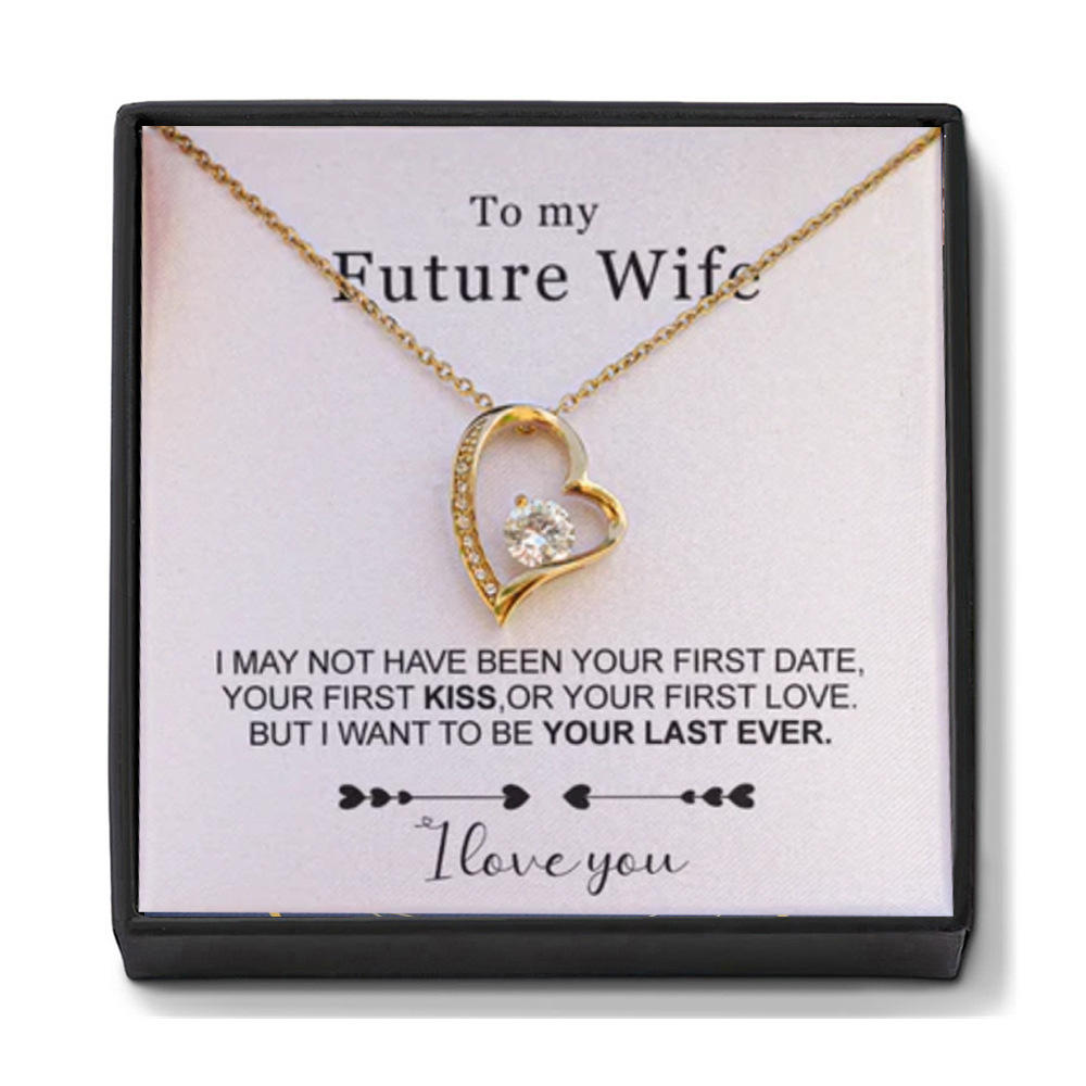 Necklace (Gold) + Card Gift Box