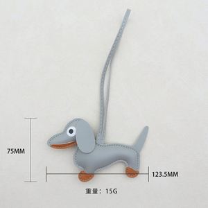Porte-clés créatif en cuir PU et PVC, pendentif mignon en silicone pour sac, motif chien Teckel, pour décoration de sac à main femme - Product Image 6