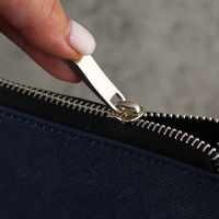 Bolsa de cuero saffiano PU de gran capacidad personalizada, bolsa de negocios con cremallera, bolsa de documentos de oficina A4 A5, bolsa de archivo con cremallera
