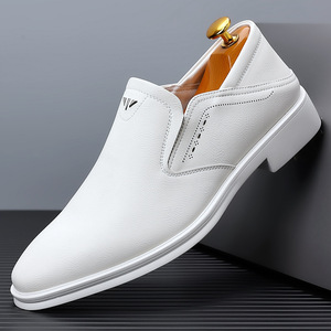 Mocasines de Cuero para Hombre, Estilo Slip-On, Punta Redonda, Negros, Formales, para Negocios, para Todas las Temporadas, Forro de PU, Suela de Goma - Product Image 3