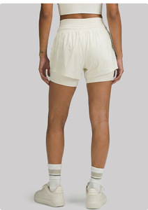 Abbigliamento Donna 2 in 1: Pantaloncini Yoga Traspiranti, Shorts Fitness Aderenti, Abbigliamento Sportivo da Palestra, Pantaloncini Yoga a Vita Alta <span class=keywords><strong>con</strong></span> Effetto Rinfrescante - Product Image 5