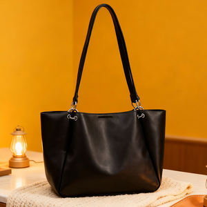 حقيبة إيكو واسعة ناعمة للسيدات حقيبة عطلة نهاية الأسبوع للسفر من أجل النساء مخصصة - Product Image 3