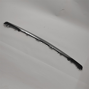 WLBTR Noir Pare-chocs Avant Lèvre Spoiler Chrome Garniture pour <span class=keywords><strong>Mercedes</strong></span> Benz Classe S W222 S450L S500L <span class=keywords><strong>560</strong></span> 4MATI Accessoires De Voiture - Product Image 4