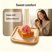 Jouet Squishy en polyuréthane ultra-résistant, en forme de pain glacé, réplique réaliste de pain grillé, gadget anti-stress, célèbre sur Internet
