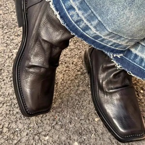 Custom OEM <strong>Black</strong> Knight Man Retro British <strong>Boots</strong> Shoes Size 44 <strong>Square</strong> <strong>Toe</strong> Back Zipper Thick Heel <strong>Men</strong> Trendy Chelsea Short <strong>Boots</strong> - Product Image 5