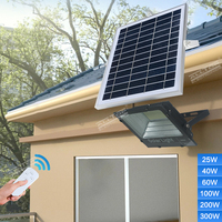 ALLTOP Projecteur LED Solaire Extérieur IP65 Étanche 25W-300W avec Batterie LiFePO4 et Télécommande - Grande Vente