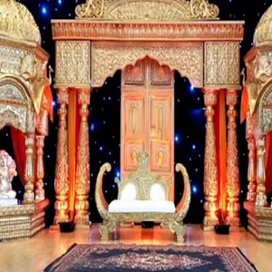 Scène de mariage de style temple Maharaja, traditionnelle mariage sud-indien, aménagement de scène Manavarai pour grands événements de mariage - Product Image 1