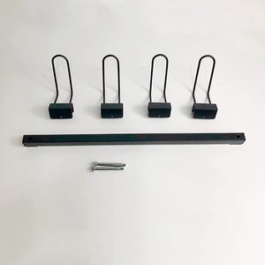 Espositore professionale per guanti da boxe da palestra in metallo montato a parete - Product Image 4