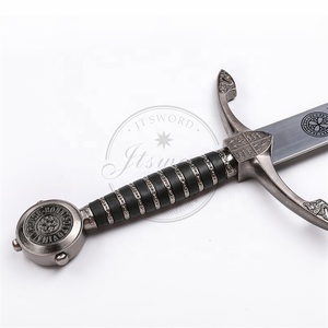 ดาบจำลองอาวุธของเจ้าชายเอ็ดเวิร์ดแห่งยุคกลาง พร้อมแผ่นฐานตั้งโชว์ - Product Image 3