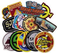 Écussons brodés personnalisés de haute qualité, patchs tissés colorés thermocollants, badges logo personnalisés, casquettes en forme de cœur écologiques pour le football