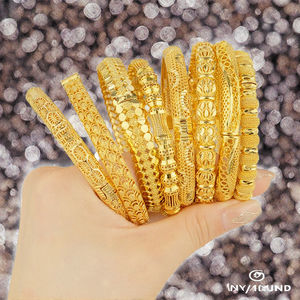 Bracelets ethniques en plaqué or 24 carats pour femmes, alliage de cuivre, luxe, fabrication artisanale, design floral, CRAFTS HUB CH80JP - Product Image 3