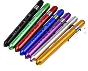 Stylo-lampe <span class=keywords><strong>LED</strong></span> réutilisable à succès <span class=keywords><strong>pour</strong></span> infirmières et étudiants, lumière blanche, lampe médicale, jauge pupillaire, règle en alliage d'aluminium <span class=keywords><strong>pour</strong></span> médecins - Product Image 1