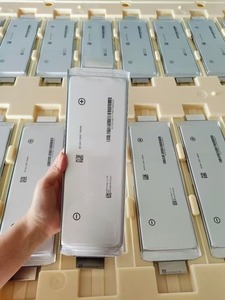 เซลล์แบตเตอรี่ Defnoco 400wh/kg HV 1S 3.8V 31Ah 37Ah 40Ah ความหนาแน่นพลังงานสูง แบบกึ่งโซลิดสเตต สำหรับโดรน UAV รุ่น DF12107220 คุณภาพสูง - Product Image 4