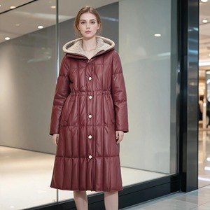 Nouveau manteau en cuir matelassé pour <span class=keywords><strong>femme</strong></span> avec capuche et bordure en fourrure de vison pour l'hiver - Product Image 1