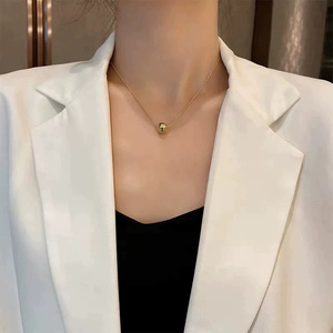 สร้อยคอทรงหยดน้ำประดับลูกปัดสแตนเลสสตีลชุบทอง PVD ขนาด 8 มม. ดีไซน์ทันสมัยสำหรับทุกเพศ เหมาะสำหรับโอกาสพิเศษ เช่น วันครบรอบ - Product Image 2