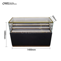 Comptoir d'affichage de parfum en verre avec lumière LED vitrine de vitrine de parfum haut de gamme pour magasin