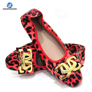 Loisirs <span class=keywords><strong>de</strong></span> plein air sacs <span class=keywords><strong>de</strong></span> mode nigérians chaussures plates femmes fête chaussures <span class=keywords><strong>de</strong></span> <span class=keywords><strong>danse</strong></span> personnalisées pour l'occasion <span class=keywords><strong>de</strong></span> mariage - Product Image 2