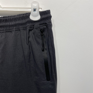 <span class=keywords><strong>Pantaloni</strong></span> da Jogger urbani da <span class=keywords><strong>uomo</strong></span> alla moda con coulisse nera con <span class=keywords><strong>tasche</strong></span> con cerniera elastico in vita a vita media taglie forti stile Casual - Product Image 4