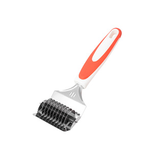 Trancheuse à nouilles en acier inoxydable multicolore pour la cuisine avec poignée en PP Outils à pizza manuels antidérapants pour le pressage des nouilles - Product Image 4