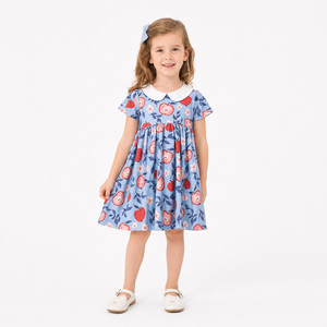 Robe pour filles à col Peter Pan imprimé pomme, en coton doux et respirant, idéale pour l'été et le quotidien, personnalisable avec logo. - Product Image 3